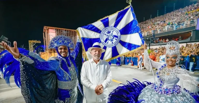 Rebaixamento da Acadêmicos de Niterói no Carnaval: Homenagem a Lula em Debate