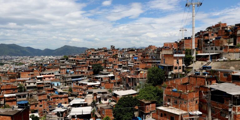 Segurança e Saúde: Principais Demandas dos Moradores de Favelas no Brasil