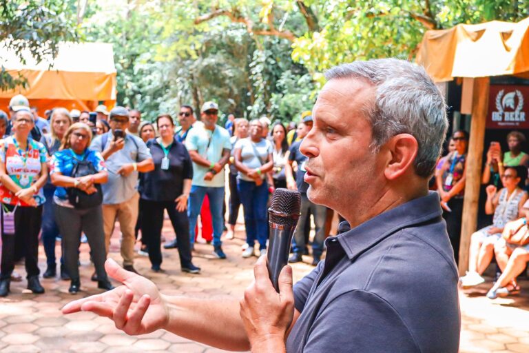 Terra dos Dinos: Evento Reforça Turismo no Rio com 250 Guias Reunidos