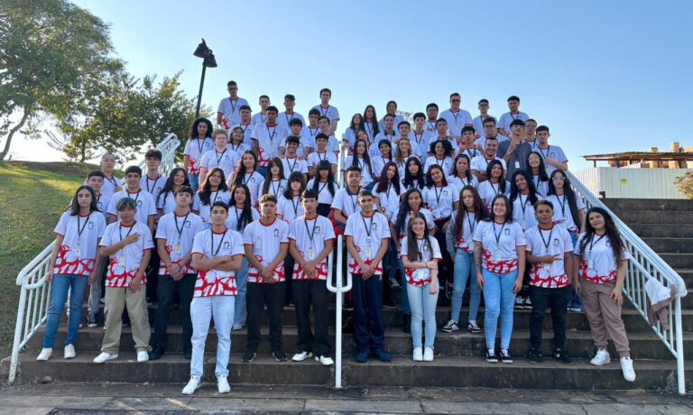 Trilha Jovem Iguassu: Capacitação de Jovens para o Turismo e Transformação Social