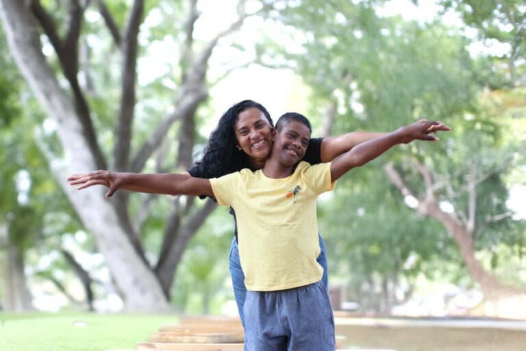 A Luta pela Inclusão: 12 Anos da Trajetória de Maria e Samuel A Luta pela Inclusão: 12 Anos da Trajetória de Maria e Samuel