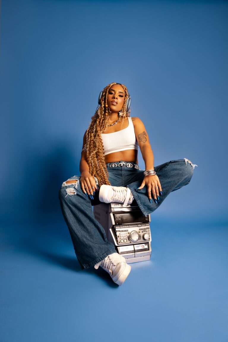 Bela Maria Lança Turnê de R&B Brasileiro com 'Tudo Que Eu Sinto Faz Barulho'