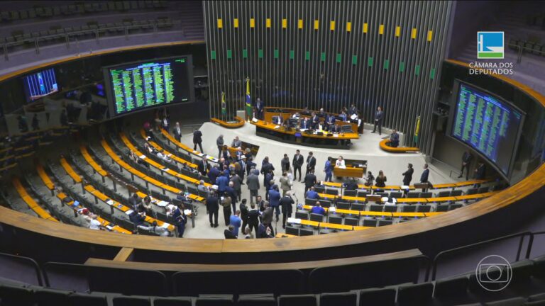 Câmara Aprova PEC da Segurança Pública: Votação e Análise dos Deputados e Partidos