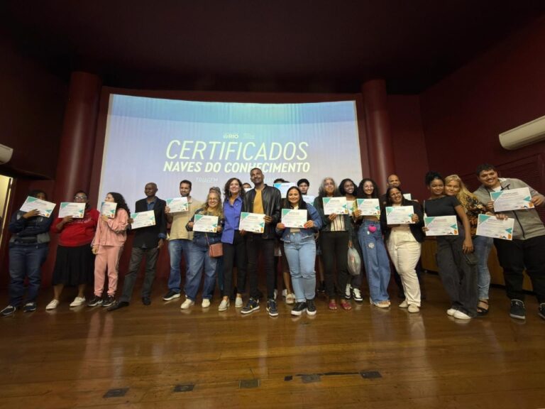 Capacitação em Tecnologia e Empreendedorismo: Prefeitura do Rio Certifica Alunos das Naves do Conhec
