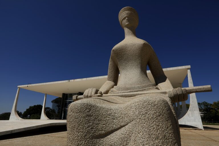 Decisão do STF Pode Expandir Quinquennios a Outras Carreiras do Serviço Público