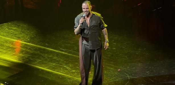 Diogo Nogueira Declara Seu Amor por Paolla Oliveira em Show Inesquecível Diogo Nogueira Declara Seu Amor por Paolla Oliveira em Show Inesquecível