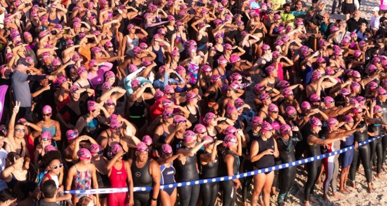 Duas Mil Mulheres Celebram o Esporte na Quinta Edição do Rainha do Mar Duas Mil Mulheres Celebram o Esporte na Quinta Edição do Rainha do Mar
