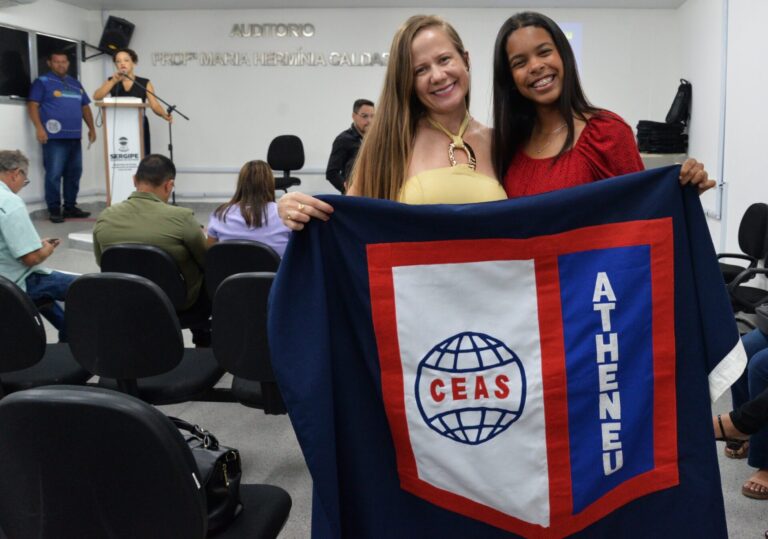 Educação e Inovação: Premiação Reconhece Estudantes no Desafio Estudante Influência em Sergipe