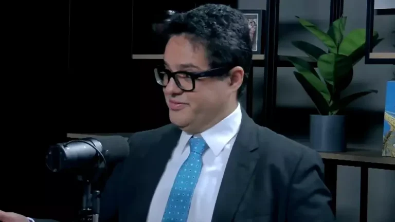 Exonerado, assessor de Cláudio Castro chama Palácio da Guanabara de ‘gabinete do crime’ Exonerado, assessor de Cláudio Castro chama Palácio da Guanabara de 'gabinete do crime'