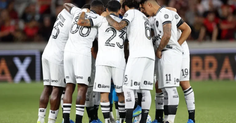 Felipe Melo Critica Situação do Botafogo Após Derrota: ‘Faltam Jogadores Comprometidos’ Felipe Melo Critica Situação do Botafogo Após Derrota: 'Faltam Jogadores Comprometidos'