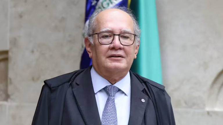 Gilmar Mendes Exige Explicações do MP-RJ em 72 Horas Sobre Pagamentos Irregulares
