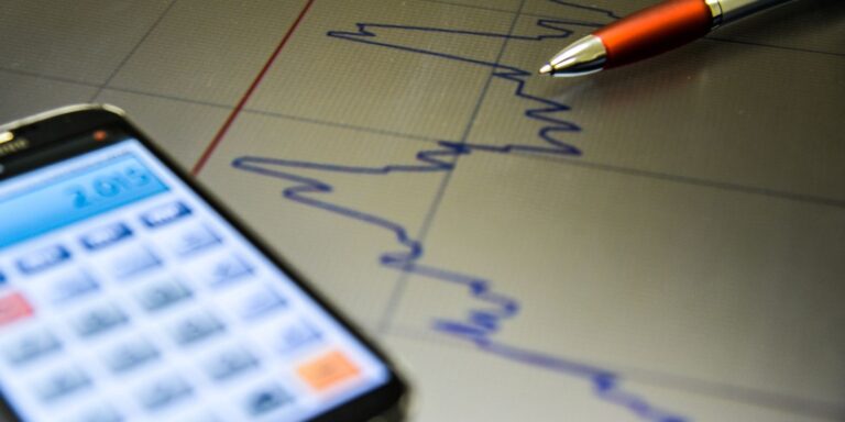 IBGE Revela Que IPCA-15 Cai para 0,44% em Março - Análise da Inflação