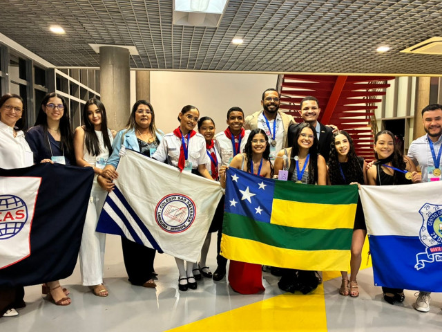 Iniciação Científica em Sergipe: Escola Publica Brilha na Febrace 2026 Iniciação Científica em Sergipe: Escola Publica Brilha na Febrace 2026