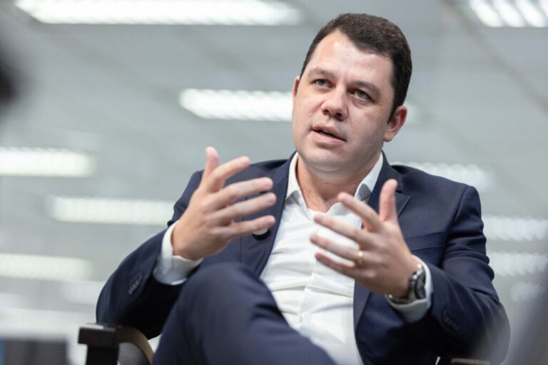 Inteligência Artificial e Calor Humano: Ronaldo Beber, CEO da Gramado Parks, Fala Sobre Inovação no