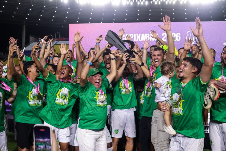 Porto Vitória Celebra Título Inédito, Mas Rio Branco-ES Continua Sendo o Maior Campeão do Capixabão Porto Vitória Celebra Título Inédito, Mas Rio Branco-ES Continua Sendo o Maior Campeão do Capixabão