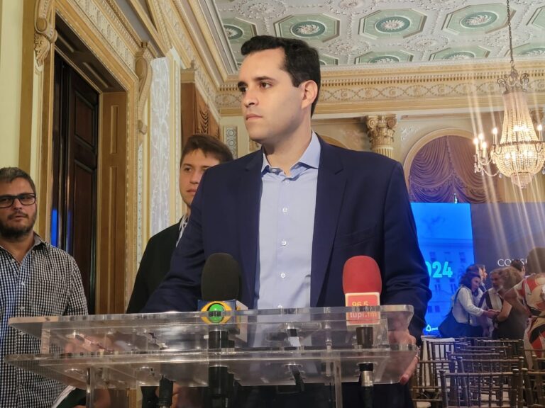 Prefeito do Rio Exonera 7 Secretários para Eleições de 2026