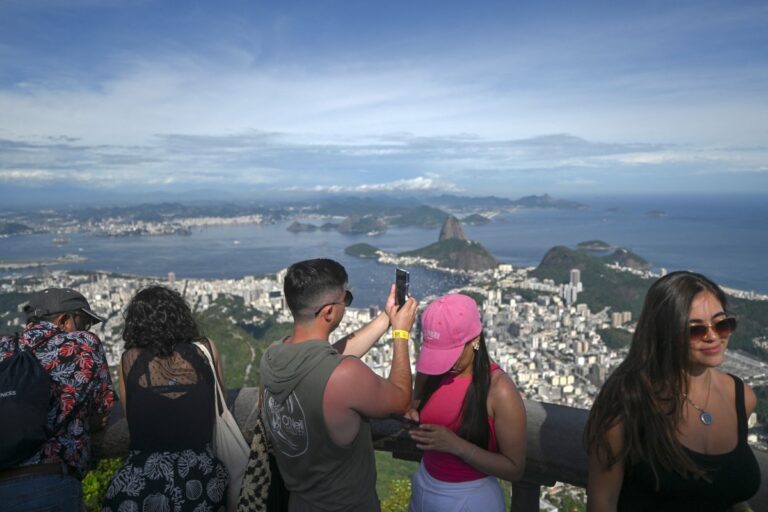 Rio de Janeiro: Arrecadação com Turismo Cresce em Dois Dígitos em 2025