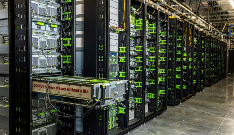 Rio de Janeiro Investe em Data Centers: Oportunidades e Desafios no Setor