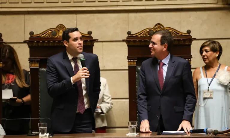 Rio de Janeiro Recebe Novo Prefeito: Eduardo Cavaliere Assume a Liderança