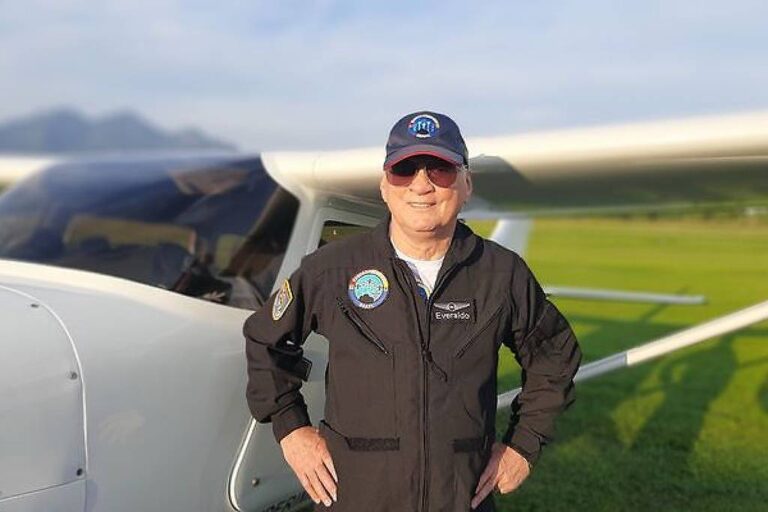 Tragédia em Rio Claro: Pai e Filho Perdem a Vida em Acidente Aéreo Tragédia em Rio Claro: Pai e Filho Perdem a Vida em Acidente Aéreo