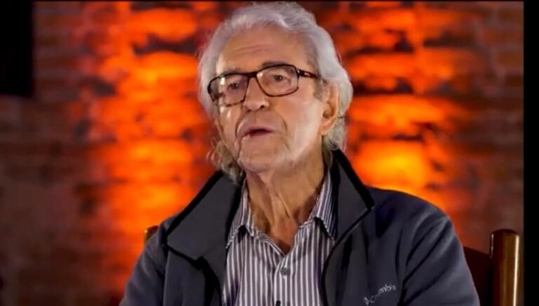 Transformação na Cultura: A Jornada de Juca de Oliveira no Teatro de Arena Transformação na Cultura: A Jornada de Juca de Oliveira no Teatro de Arena