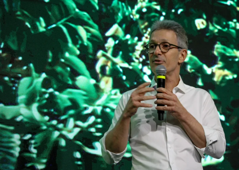 Zema e Castro Abandonam Governos para Almejar Eleições de 2026 Zema e Castro Abandonam Governos para Almejar Eleições de 2026