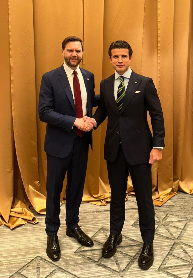 André Marinho se Reúne com Vice de Trump para Discutir Segurança no Rio de Janeiro André Marinho se Reúne com Vice de Trump para Discutir Segurança no Rio de Janeiro