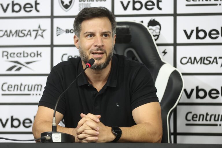 Botafogo Formaliza Queixa à CBF Sobre Arbitragem no Clássico Contra o Vasco Botafogo Formaliza Queixa à CBF Sobre Arbitragem no Clássico Contra o Vasco