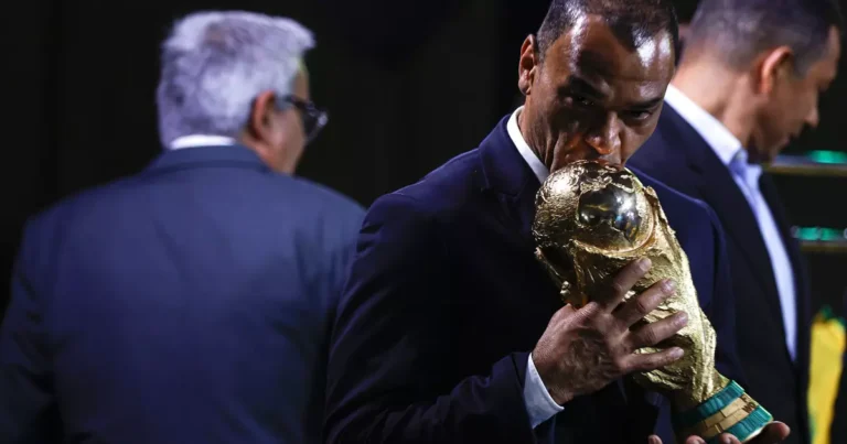 Cafu Avalia Desafios de Neymar e Seleção Brasileira Antes da Copa do Mundo