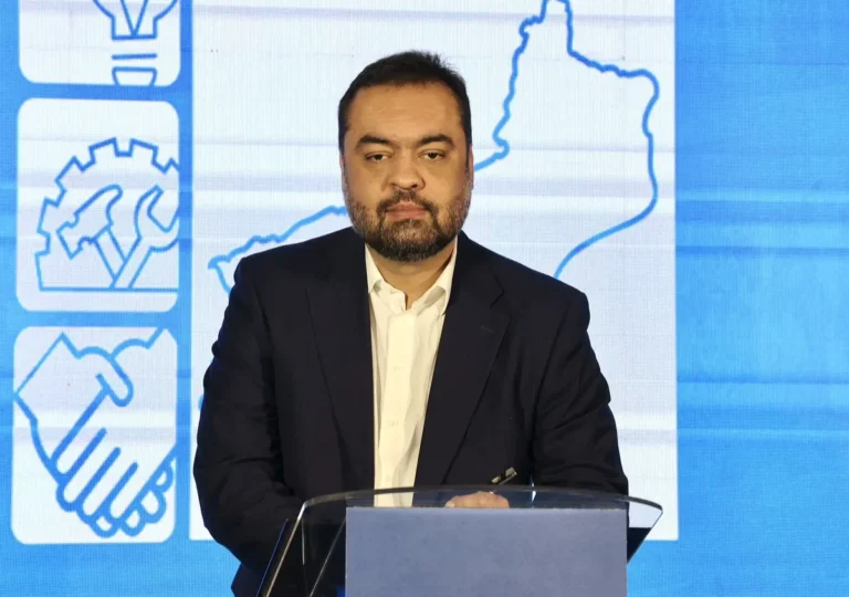 Cláudio Castro lidera, mas enfrenta desafios sérios segundo pesquisa Quaest