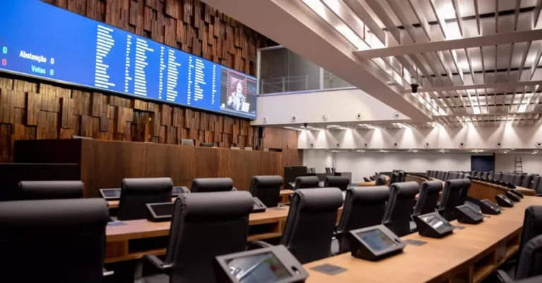 Corrupção na Política do Rio: Avanços da PF Revelam Nomes de Parlamentares Envolvidos