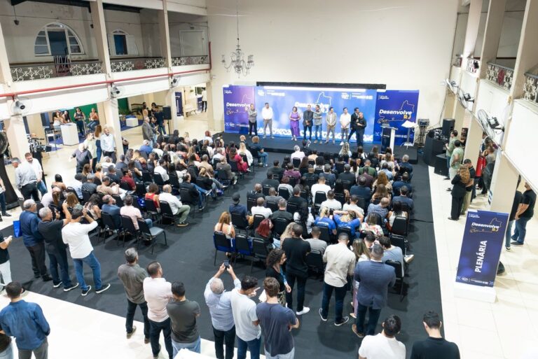 Desenvolve RJ: Fortalecendo o Debate sobre Economia Regional Para um Futuro Sustentável