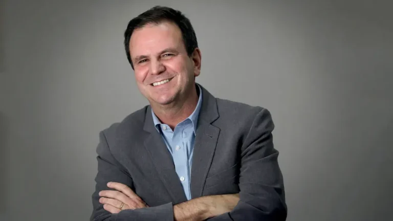 Eduardo Paes Lidera Pesquisa ao Governo do RJ, Enquanto Cláudio Castro é Favorito ao Senado