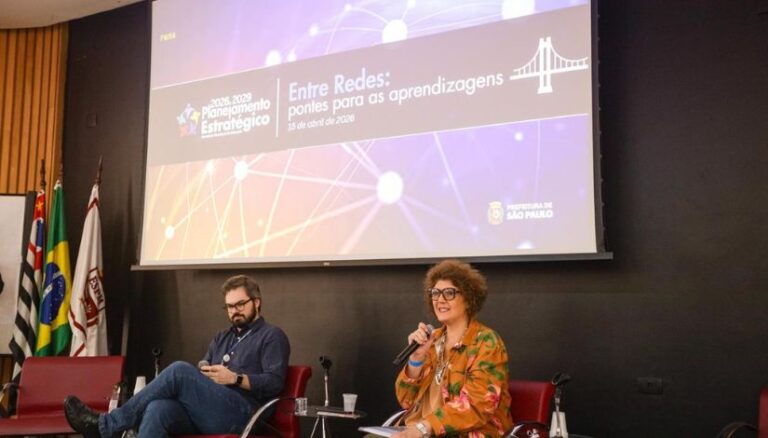 Entre Redes: Aprendizados e Trocas entre Municípios na Educação