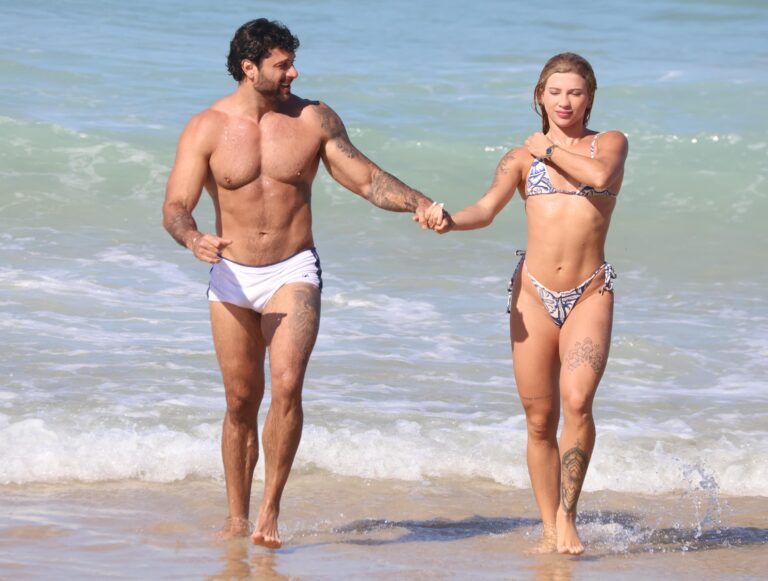 Famosos Aproveitam Dia Ensolarado nas Praias do Rio de Janeiro