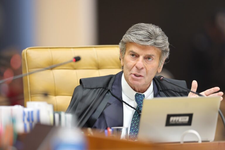 Fux Defende Políticos Cariocas; Gilmar Mendes Revela Mesadas de Bicheiros a Parlamentares