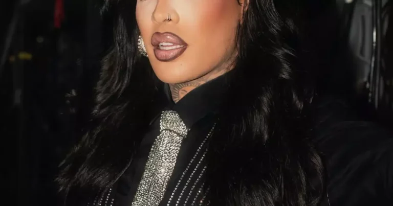 Gloria Groove Comemora 10 Anos de Carreira com Show Gratuito no Rio de Janeiro Gloria Groove Comemora 10 Anos de Carreira com Show Gratuito no Rio de Janeiro