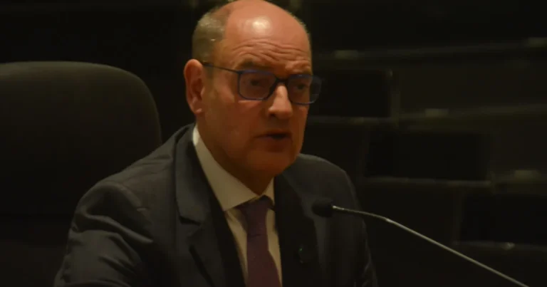 Governador Interino do RJ Realiza Exonerações e Atinge Marca de 638 Demissões em Uma Semana