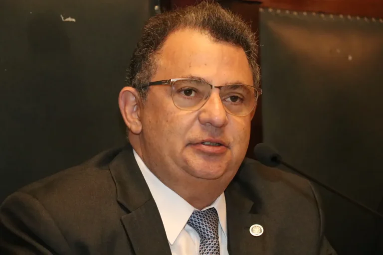 Governador Ricardo Couto Exonera Procurador-Geral do Estado do Rio de Janeiro