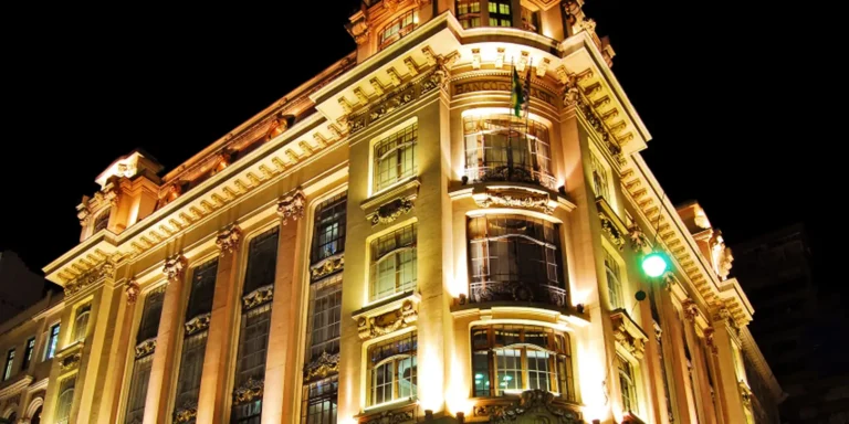 Nova Exposição em São Paulo Reinventa o Sertão como Espaço de Resistência