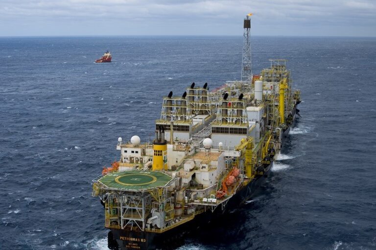 OAB-RJ Solicita Inclusão de Estudo sobre Redistribuição de Royalties do Petróleo no STF