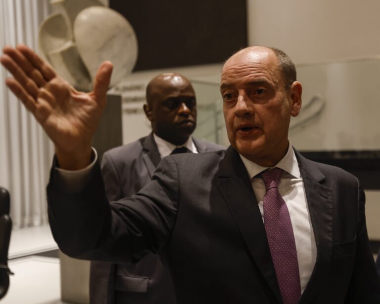 Pagamento de R$ 3 mil a Servidores da Educação no Rio: Um Reconhecimento Necessário