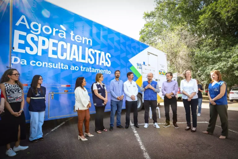 Porto Alegre Recebe Carreta de Saúde do Programa Agora Tem Especialistas