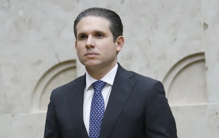 Pressão Governamental Leva Motta a Retirar Votação sobre Minerais Críticos