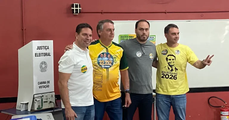 Prisão de Ramagem: Consequências na Disputa entre Lula e Flávio Bolsonaro