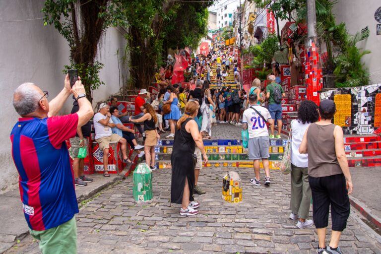 Rio de Janeiro Atrai 884 Mil Turistas Estrangeiros e Lidera Rank Nacional