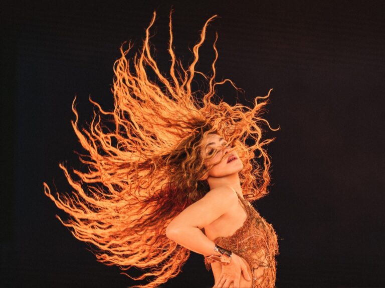 Shakira no Rio: Show Gratuito em Copacabana Celebra a Música Latina