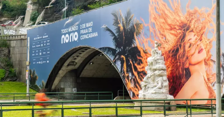 Show Gratuito da Shakira na Praia de Copacabana: Estrutura Gigante de 1.345m²