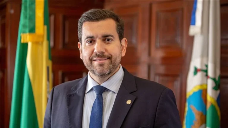 TRE-RJ Nomeia Carlos Augusto como Novo Deputado na Alerj após Cassação