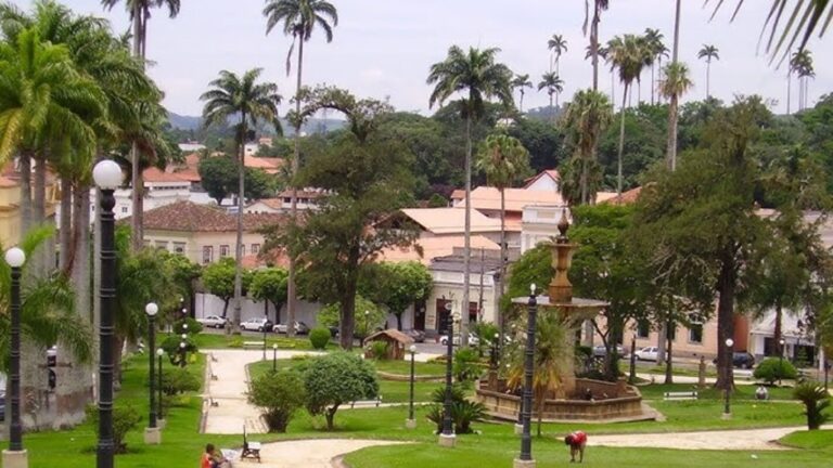 Vassouras: A Cidade dos Barões e Seu Legado Histórico